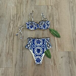 NWT FARM Rio Tile Dream Bikini Set size Small $285 MSRP